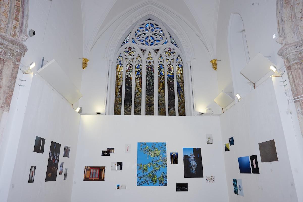 Installation view of AugenBlicke / Moment  by Sharon Huang.