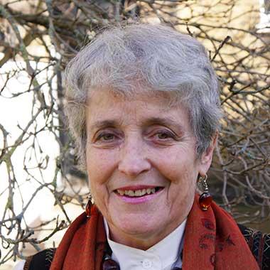 Photo of Dr Nici Nelson MA PhD