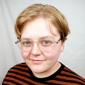 Photo of Lily Thomson