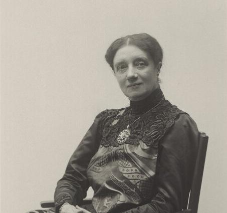 Photograph of Annie Horniman