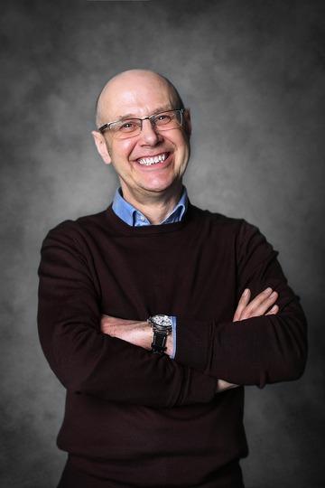 Photo of Professor Peter Doyle